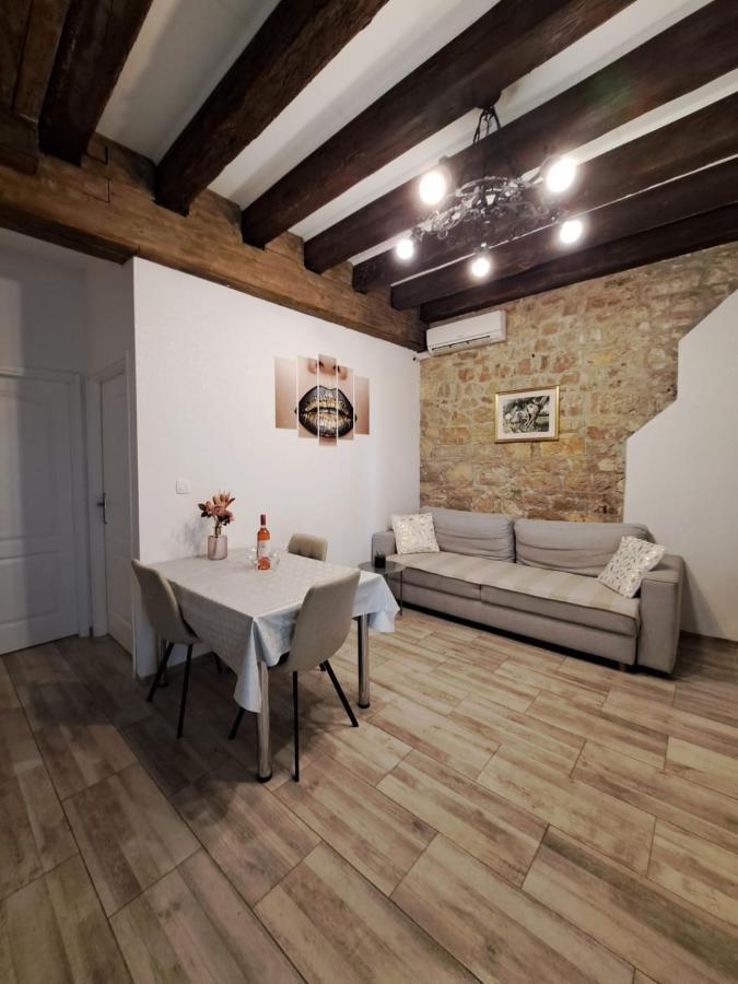 Apartman Zrinka Jesenice  Exteriör bild